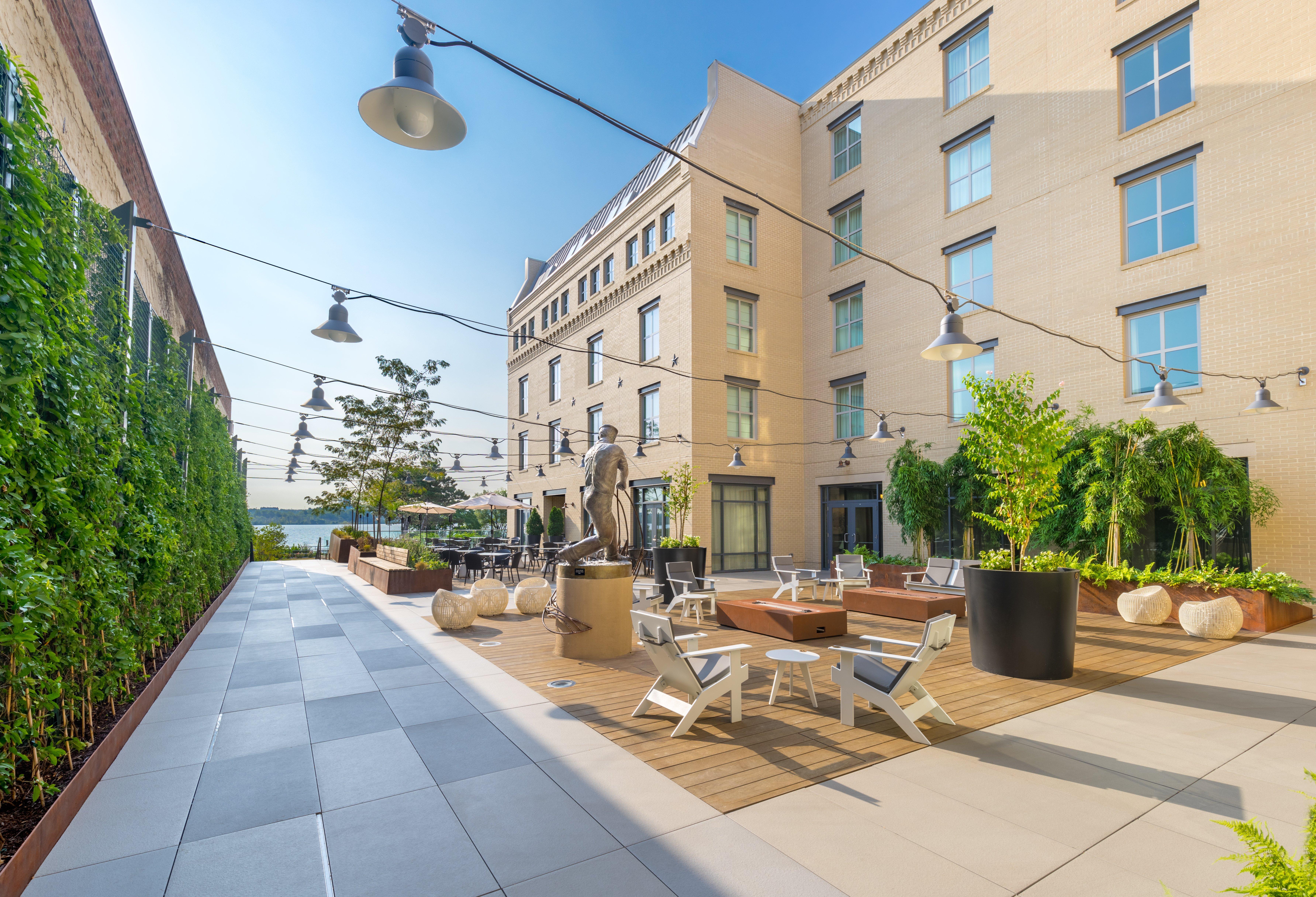 Hotel Indigo Old Town Alexandria By Ihg Buitenkant foto
